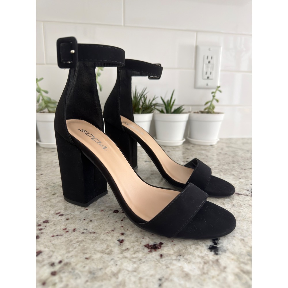 Soda Black Ankle Strap Block Heel Sandals Size 6.5